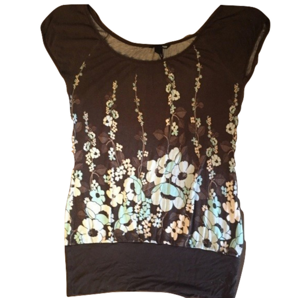 H&M brown and blue floral top. Size:M
